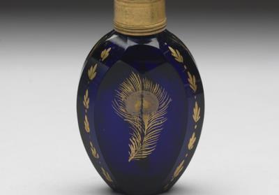 图片[3]-Blue glass snuff bottle with gold tracing, 19th century, Europe-China Archive